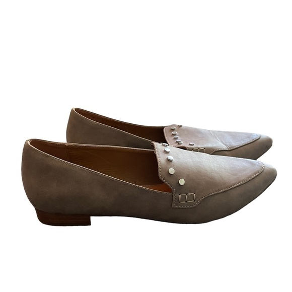 Report Donata Loafer Flats - Picture 1 of 10